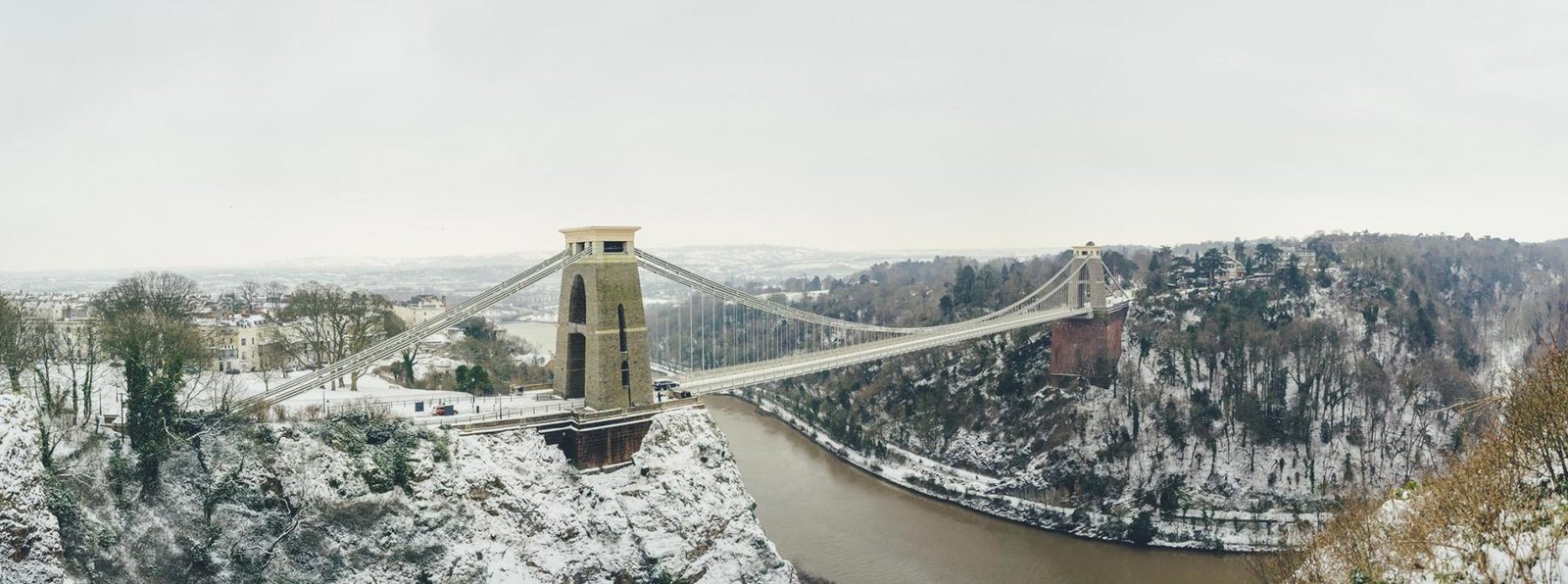 Suspension Snow Pano, Clifton, Bristol, England. Photograph by Ivo Dukić.