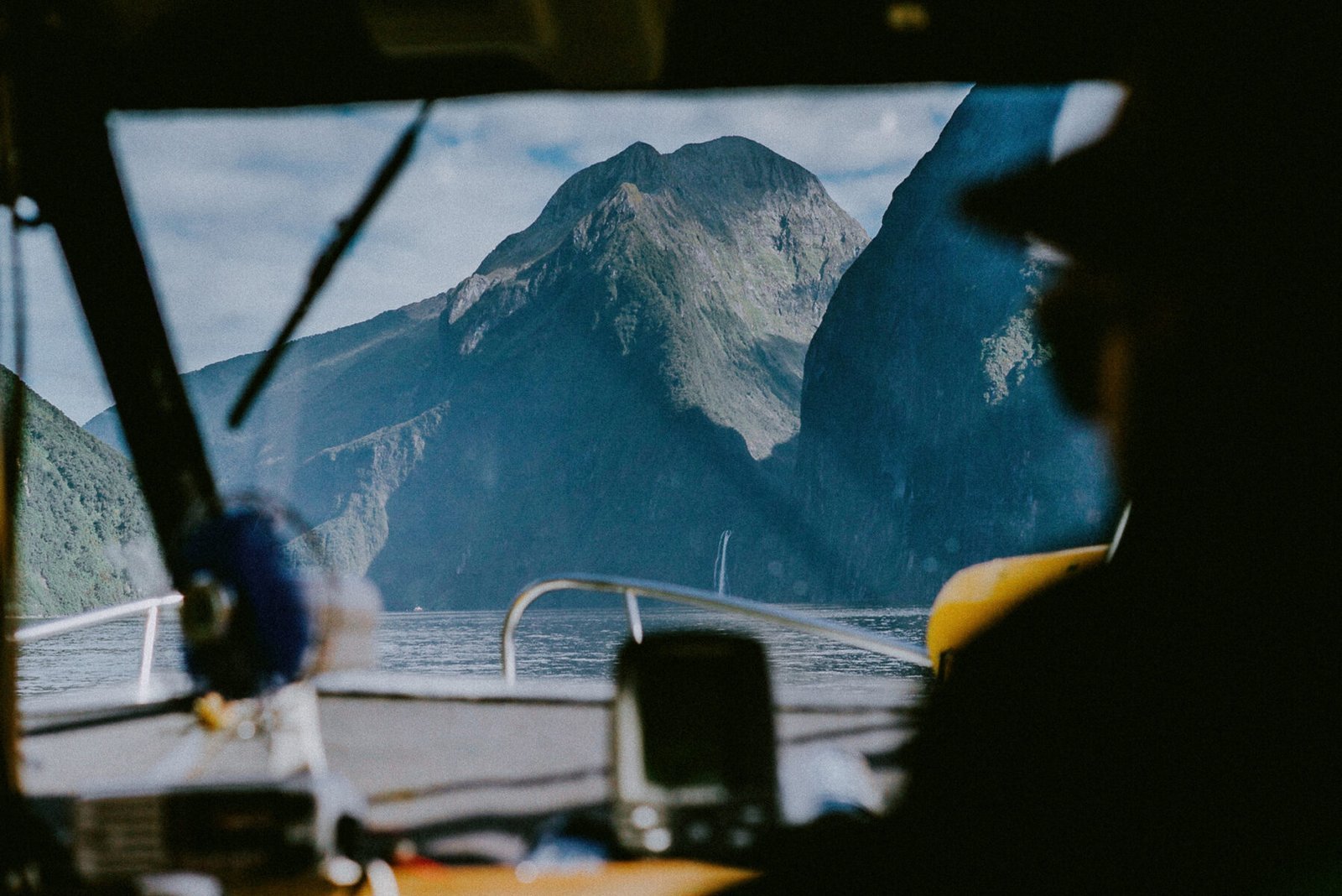 In the boat, Milford Sound. New Zealand. Photograph by Ivo Dukić.